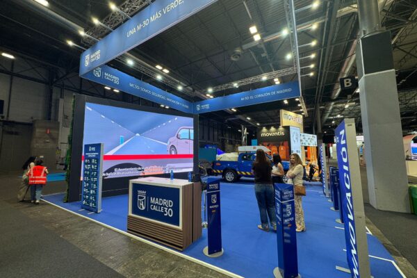 Foto estand MC30 Global 2